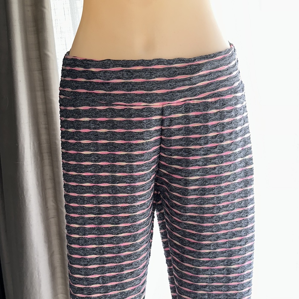 Fleece “no brand” lined butt lifting yoga pants small/medium